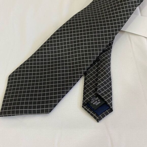 Michael Kors Checkered Black and White Silk Tie - Picture 2 of 4